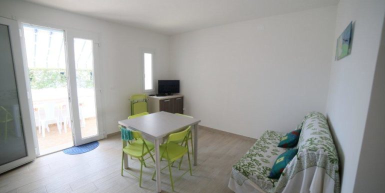 R37B0354